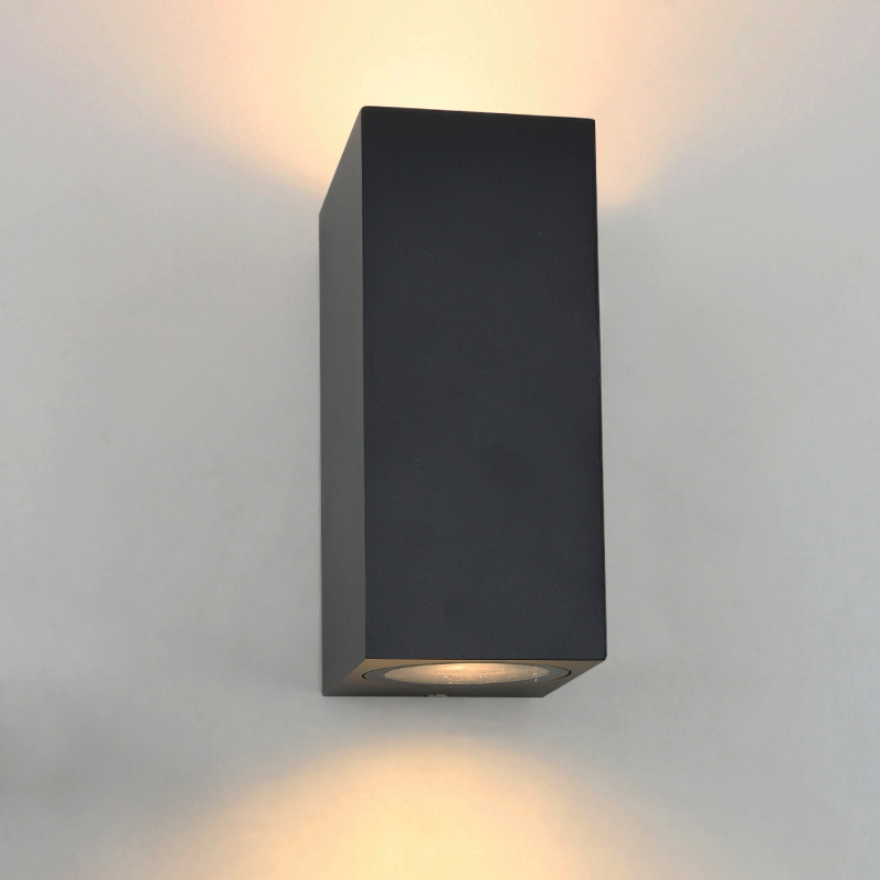 Lampada da esterno nera moderna, Corella, IP44