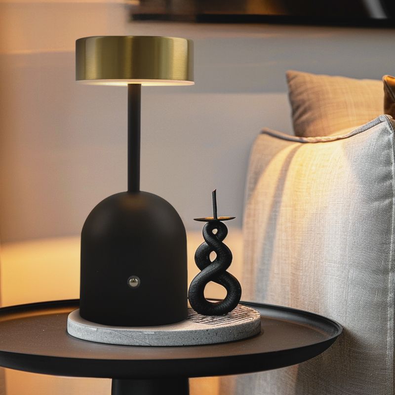 Lampada da tavolo in ottone moderna, Isabel, 3W, 3000K LED, con interruttore