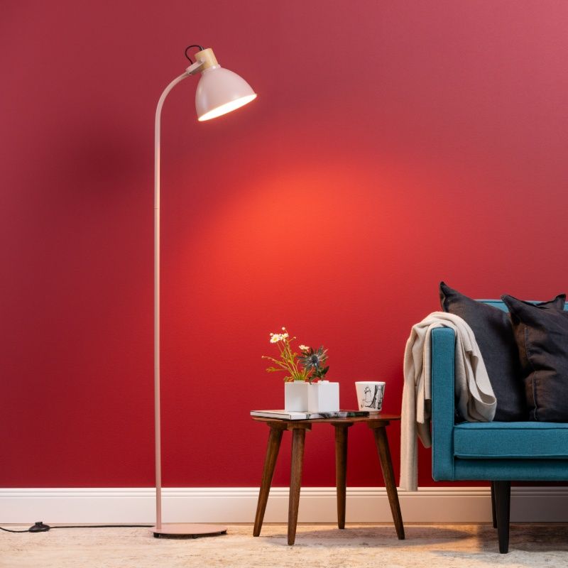 Lampada da terra rosa rustica, Thalina, con interruttore Lampada da terra rosa rustica, Thalina, con interruttore