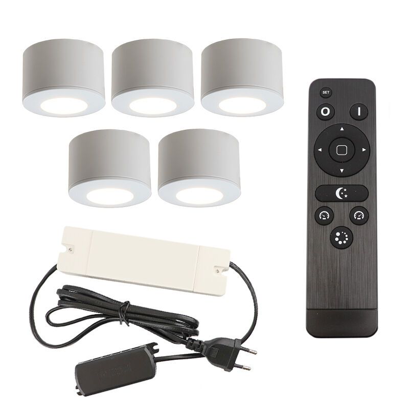5 faretti da superficie bianchi tondi per veranda Vasso, IP44, con set di connessione e telecomando 5 faretti da superficie bianchi tondi per veranda Vasso, IP44, con set di connessione e telecomando