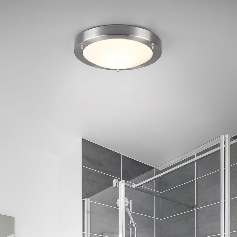 Lampada da soffitto da bagno in nichel in vetro, Hadleigh, IP44 Lampada da soffitto da bagno in nichel in vetro, Hadleigh, IP44