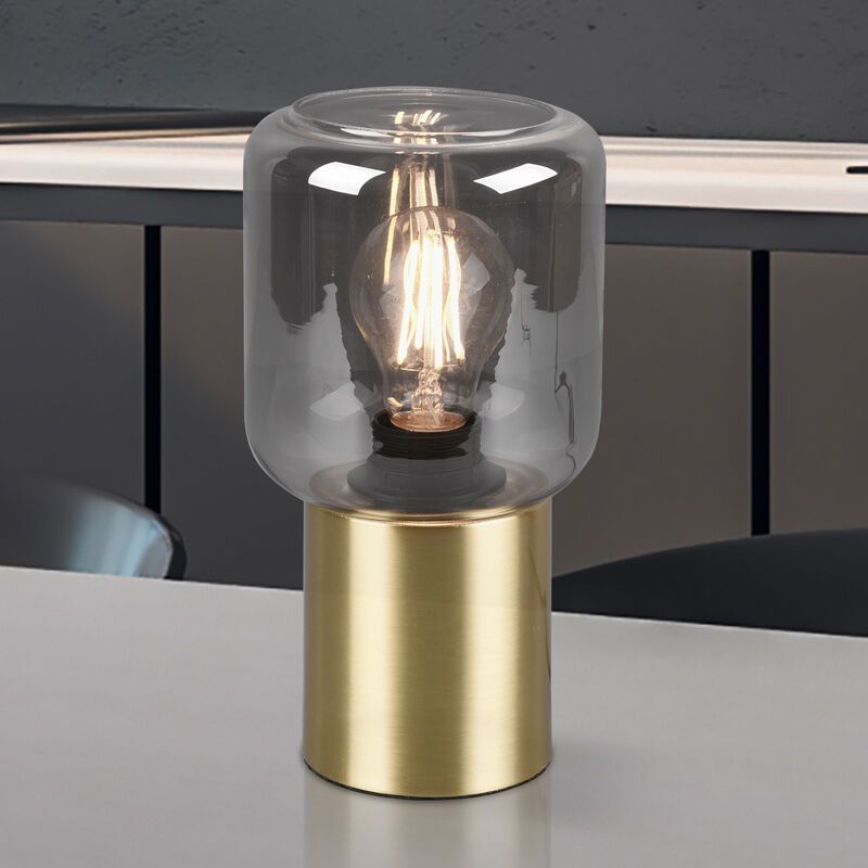 Lampada da tavolo moderna in ottone, Gail, con interruttore Lampada da tavolo moderna in ottone, Gail, con interruttore