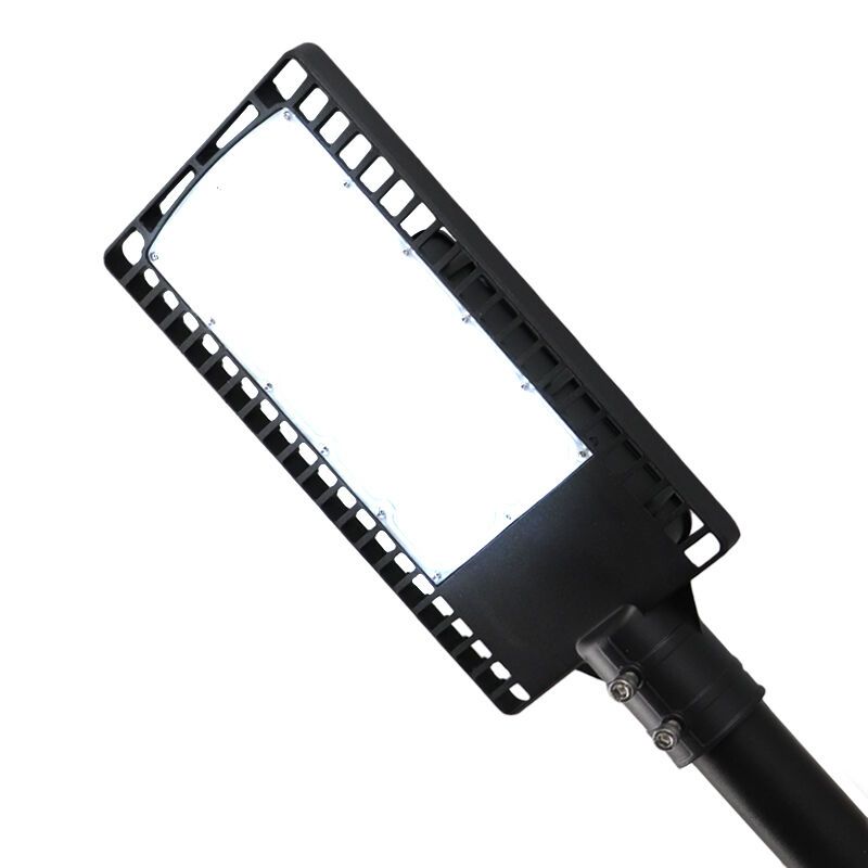 Bisolux lampione stradale LED Garry, 90W, 6000K, garanzia di 5 anni Bisolux lampione stradale LED Garry, 90W, 6000K, garanzia di 5 anni