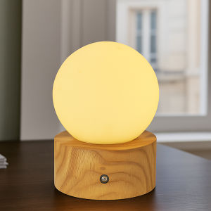 Lampada da tavolo legno, Tiddo, 2W, dim to warm LED, con interruttore