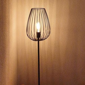 Lampada da terra nera metallo, Kitana, con interruttore