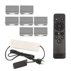 7 faretti da superficie cromati quadrati per veranda Fredo, IP44, con set di connessione e telecomando