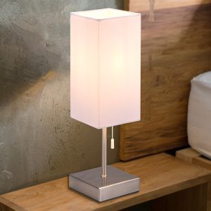 Lampada da tavolo moderna in nichel, Selma, con interruttore a strappo