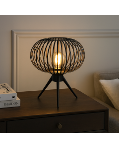 Lampada da tavolo nera industriale, Lieve, con interruttore