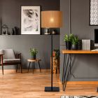 Lampada da terra in rattan marrone, Magius, con interruttore