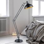 Lampada da terra moderna nera, Benoit, con interruttore
