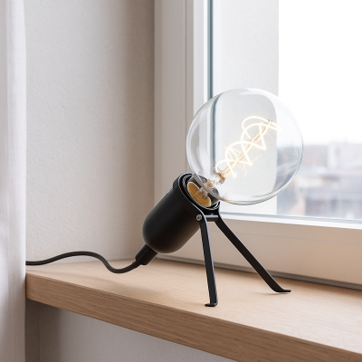 Lampada da tavolo nera metallo, Gidon, con interruttore