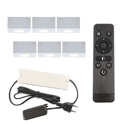 6 faretti da superficie bianchi quadrati per veranda Fredo, IP44, con set di connessione e telecomando