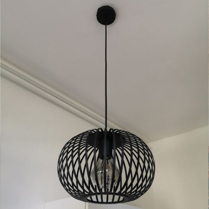 Lampada a sospensione nera industriale, Lieve