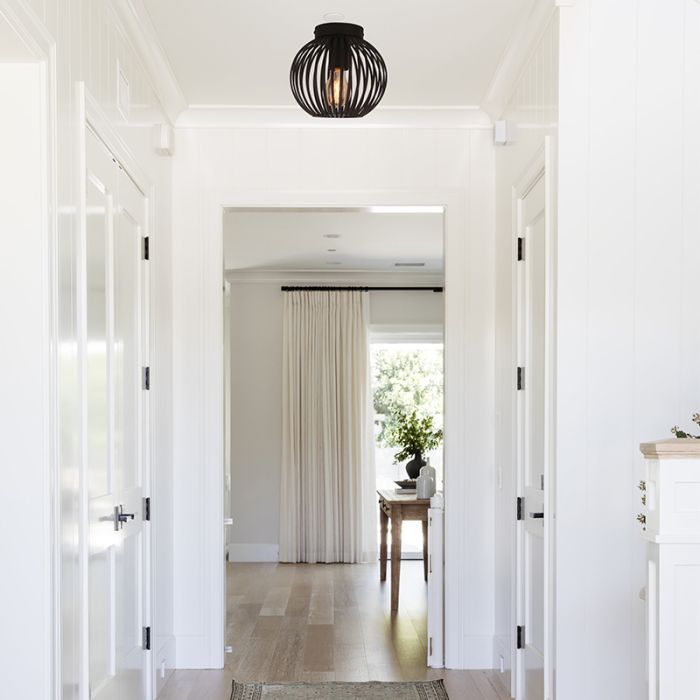 Lampada da soffitto nera industriale, Lieve