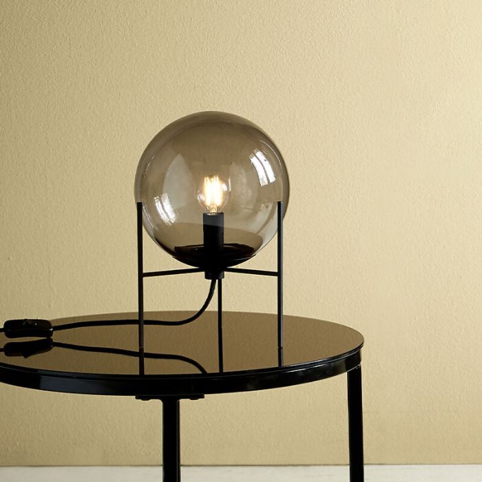 Lampada da tavolo design nera, Alton, con interruttore