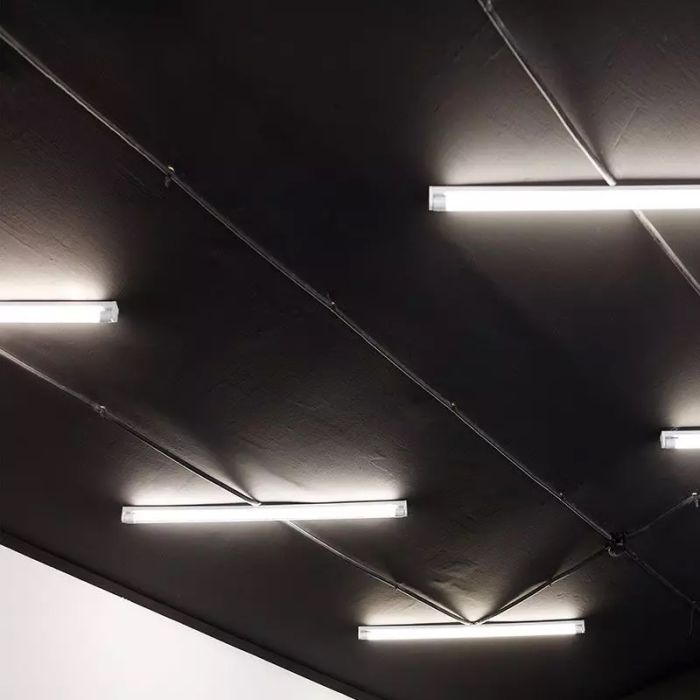 Bisolux tubo neon 120 cm, 3000K, 18W, con starter