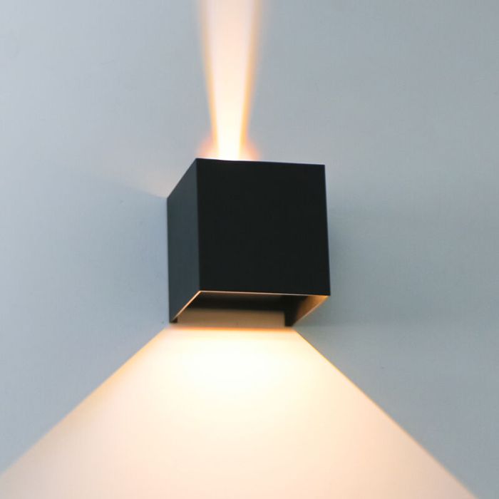 Lampada da parete up down nera in alluminio, Dion, 7W, dim to warm LED, IP65
