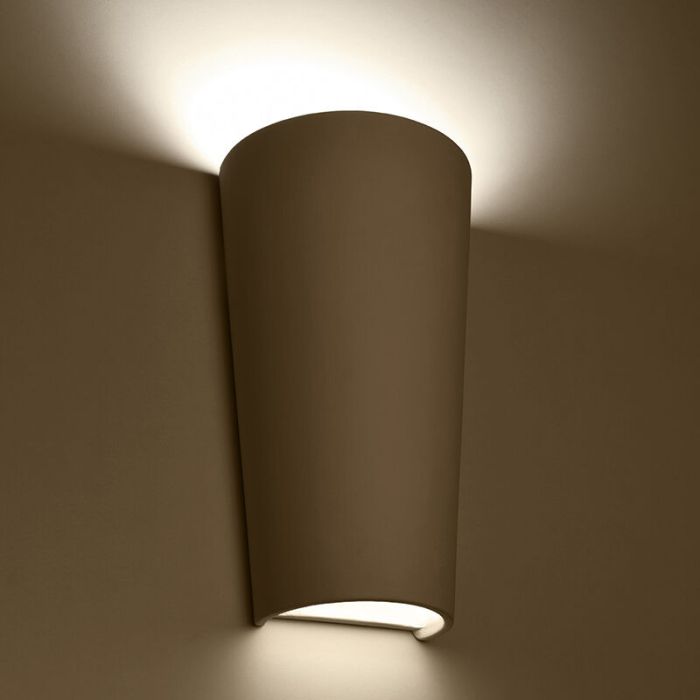 Lampada da parete up down in ceramica bianca, Maayke