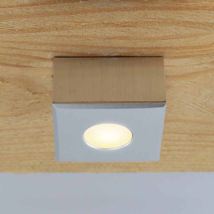 8 faretti da superficie cromati quadrati per veranda Fredo, IP44, con set di connessione e telecomando