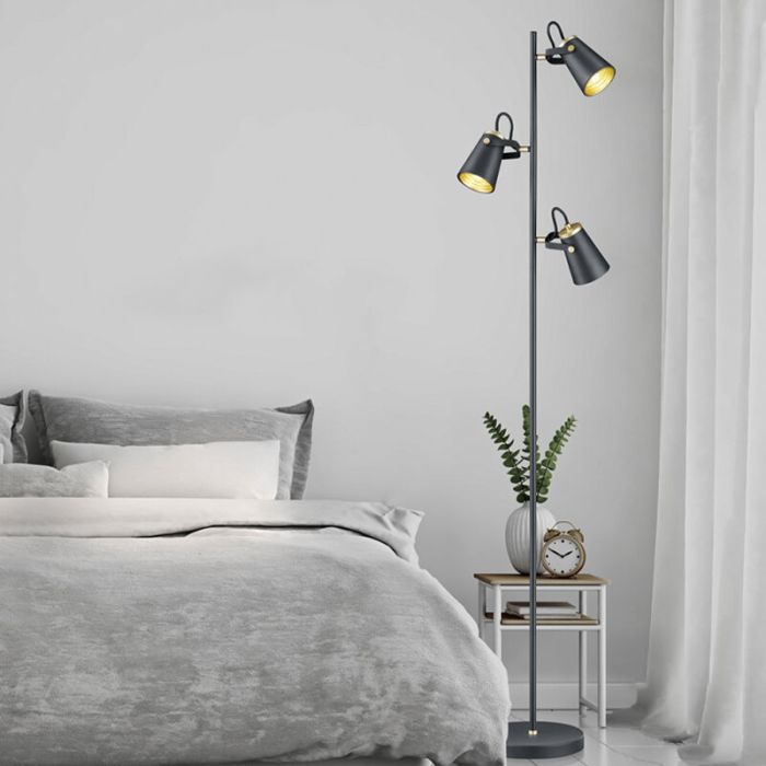 Lampada da terra moderna nera, Skals, con interruttore